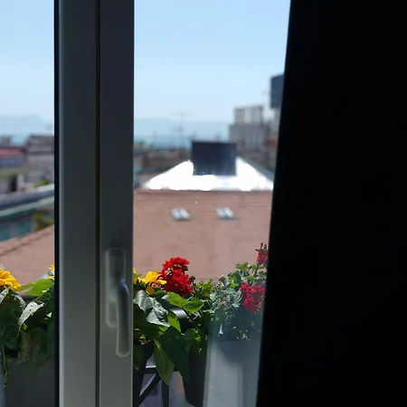 住宿加早餐酒店 Nacu 90 那不勒斯