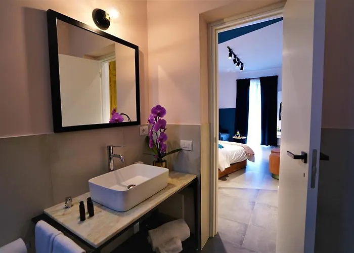 Nacu 90 Bed and Breakfast Νάπολη