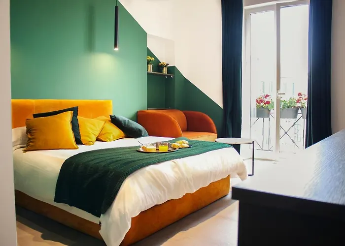 Nacu 90 Bed and Breakfast Νάπολη